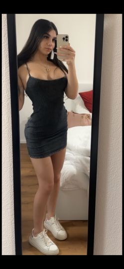 Samantha Clint
