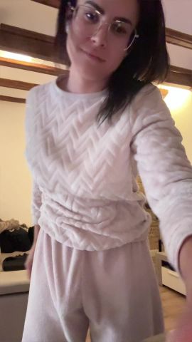Leona Z