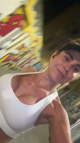 Leona Z