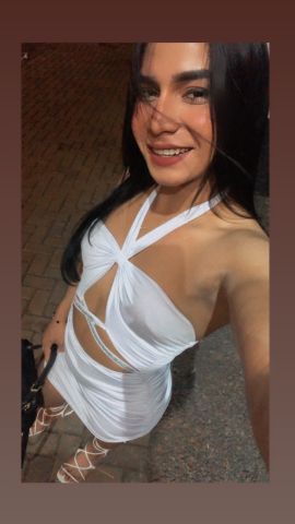 Genesis Caceres 