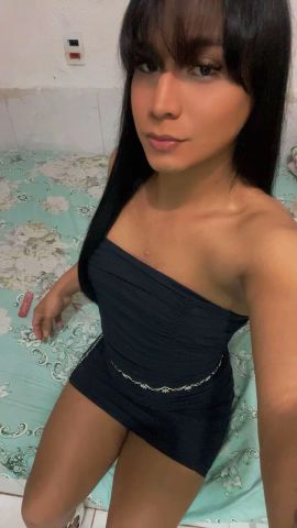 Genesis Caceres 