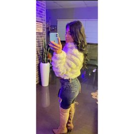 Genesis Caceres 