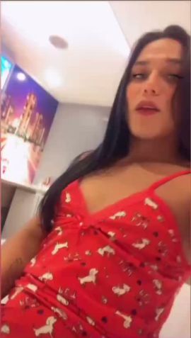 Genesis Caceres 
