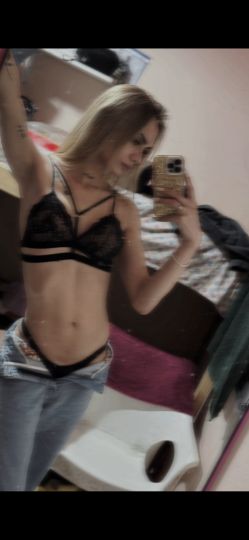 Ambar Fox
