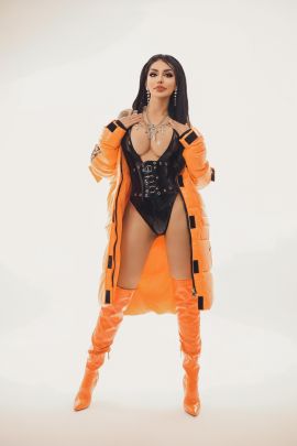 Karlita Real