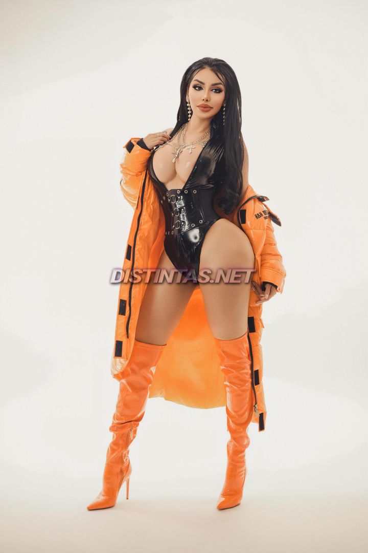 Karlita Real