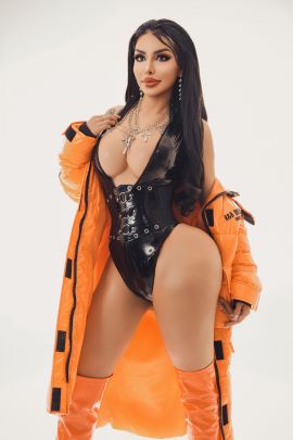Karlita Real