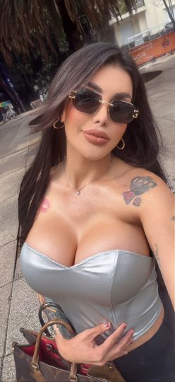 Karlita Real