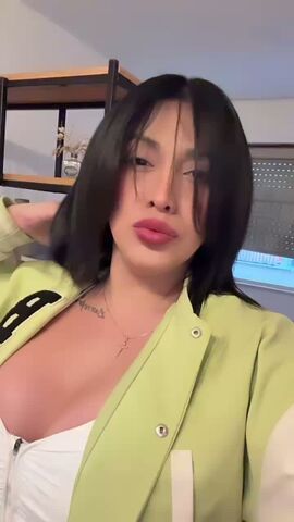 Amelia Velvet
