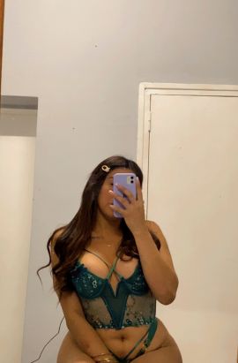 Amelia Velvet