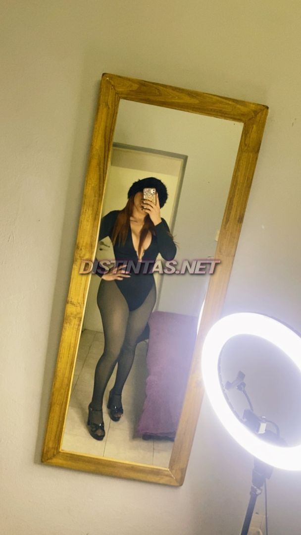 Amelia Velvet