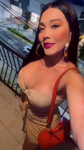 Amelia Velvet