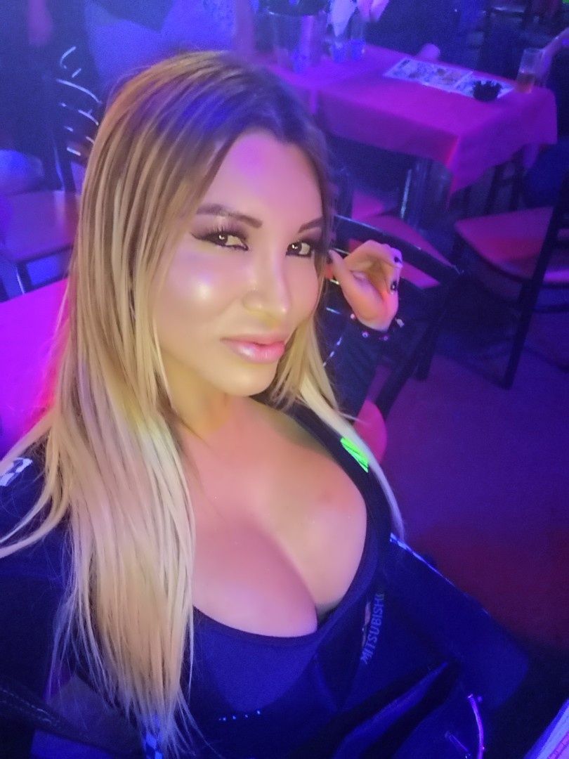 Esmeralda Perez