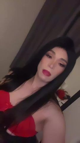 Hilary XL Domination