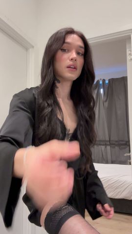 Julia Brunette