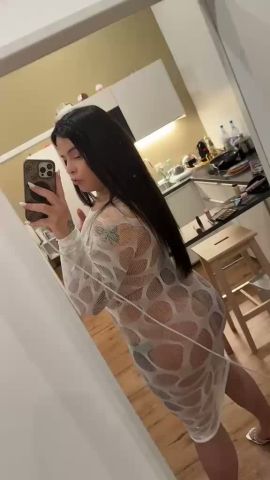 Mia Fernandez 
