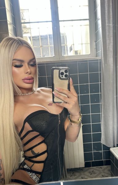 Escorts Trans Andressa Brazilian in Warsaw