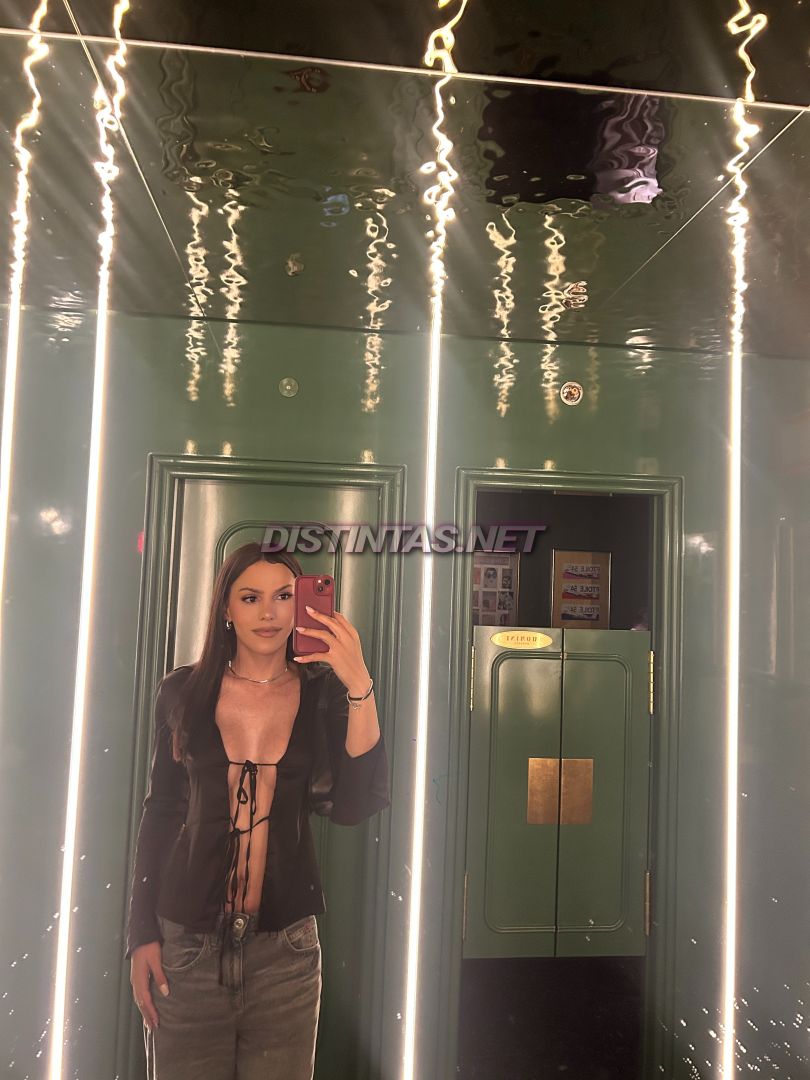 Jasmine Jolie