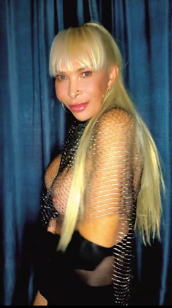 Bonjour messieurs, je suis Mylène Trans 100% Française grande blonde cheveux longs naturels, je suis très jolie avec une poitrine de 100 Bonet D je suis douce et câline Pour homme courtois uniquement.
je réalise vos fantasmes à vous de me les demander pour un moment de plaisir. Je reçois tous les jours de 10h00 à 22h00   sur Paris 12e proche de Daumesnil dans mon appartement. Venez me voir vous ne serez pas déçu. 
J'ai une hygiène irréprochable (soyez propre) 
Une grande douche est à votre disposition.
Appelez-moi directement ☎️ 0774161012
Je ne réponds pas aux appels masqués⛔

