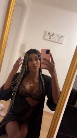 Alessia Velvet