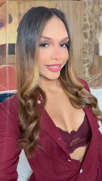 Trans Escort Avril Villanueva in Santa Catalina