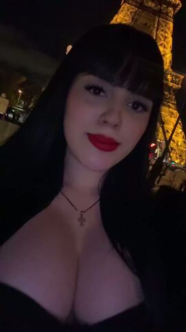 Paulina Hot