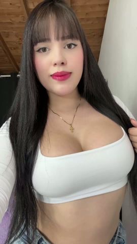 Paulina Hot