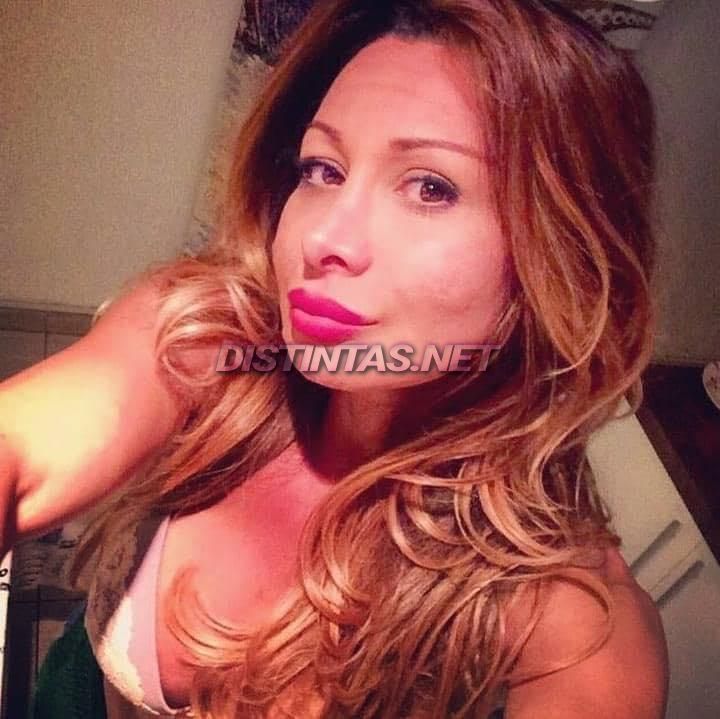 IZA CHLOE TS