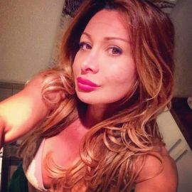 IZA CHLOE TS