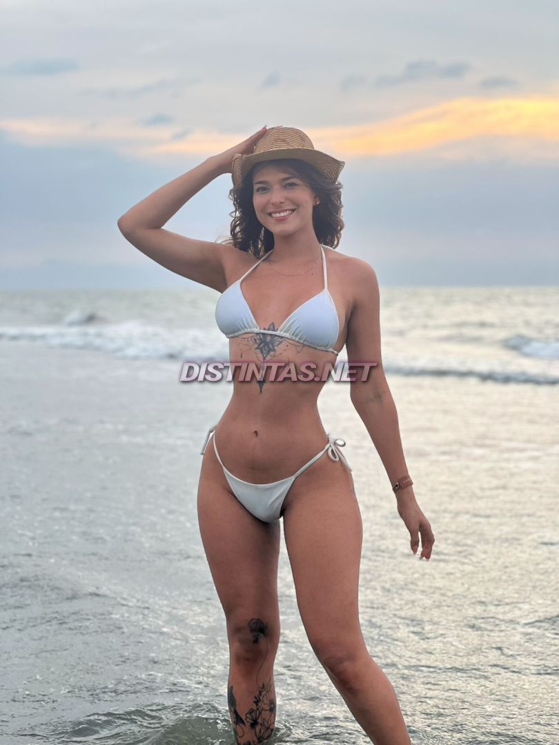 Camila Felibata 