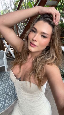 Camila Felibata 