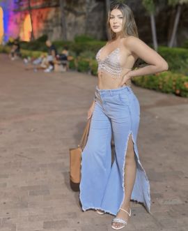 Camila Felibata 