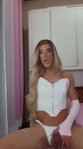 Dafinny Doll