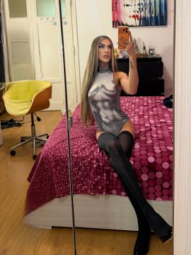 Dafinny Doll