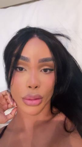 Yasmin Andrade XXL