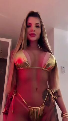 Isabeli lins 