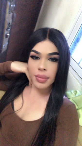 Tranny ladyboy experta en principiantes súper morbosa y complacíente cuento con lugar discreto también me traslado a cabañas y residencias en la ciudad. Para cumplir todas tus más íntimas fantasías servicio garantizado 