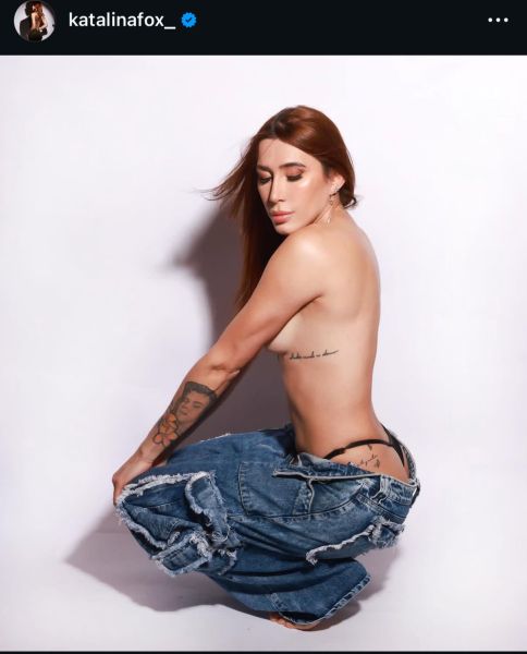 Soy una mujer que combina belleza, clase y autenticidad en cada detalle. No soy parte de lo común ni de lo pasajero: soy una experiencia distinta, hecha para quienes saben valorar lo exclusivo y lo real.

Mi presencia es la de una mujer que sabe lo que quiere y lo proyecta con seguridad. Me considero cachesuda, sofisticada y elegante, con ese toque que transforma un encuentro en un recuerdo inolvidable. No prometo más de lo que soy, porque lo que soy es suficiente para atraparte.

Conmigo descubrirás la diferencia entre lo superficial y lo auténtico. Soy alguien que se disfruta con calma, con detalles y con esa energía femenina que no se finge, porque se lleva en la piel y en la actitud.

Valoro el tiempo, el respeto y la discreción, por eso me gusta rodearme de personas que entienden que lo especial no se encuentra todos los días. Si llegaste hasta aquí, ya diste el primer paso para conocer a una mujer que realmente sabe marcar la diferencia.

✔️ Real y confiable
✔️ Elegante y atractiva
✔️ Una compañía de lujo que se siente y se recuerda

📍 Estoy aquí para ti, lista para ofrecerte un momento distinto, exclusivo y con el sello de una mujer que vale la pena conocer.