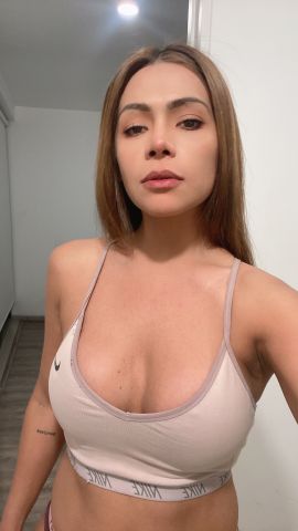 Jimena Greys