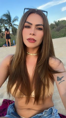Jimena Greys