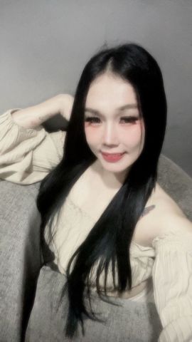 Anggi ladyboy