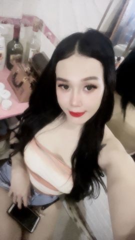 Anggi ladyboy