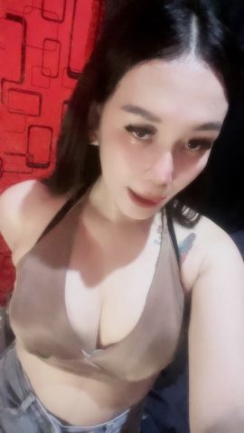 Anggi ladyboy