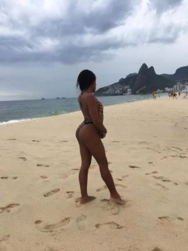 Gabryelly 23 Cm