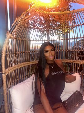 English Ebony Bombshell