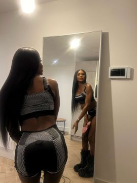 English Ebony Bombshell