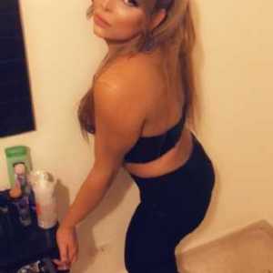 Natalie Ts