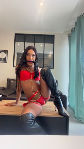 Mayra Monteiro