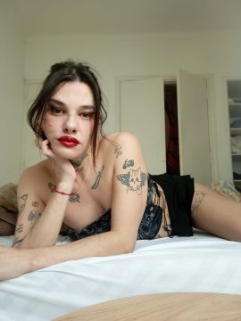 Victoria M