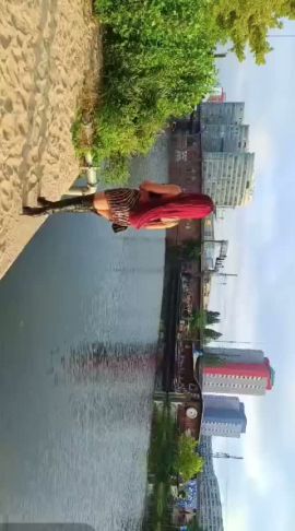 Samantha Hot